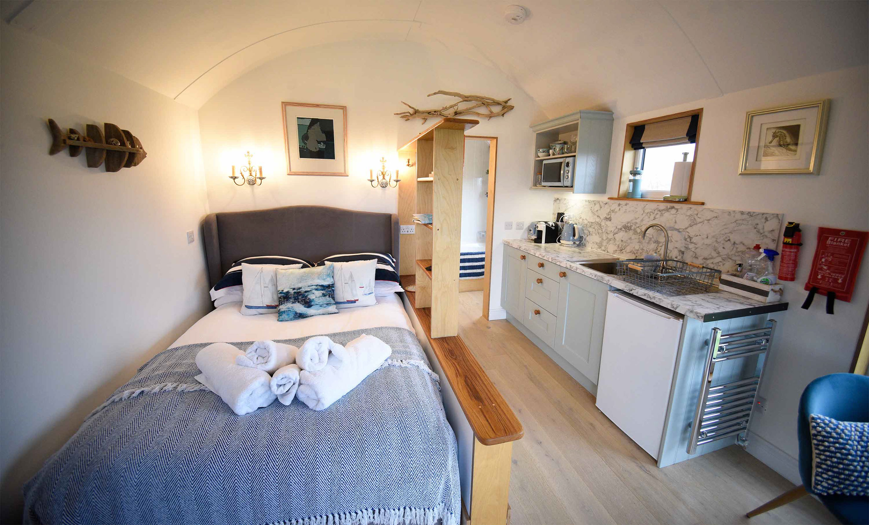 Self catering cabin accommodation in Dunvegan at Araucaria Croft Skye