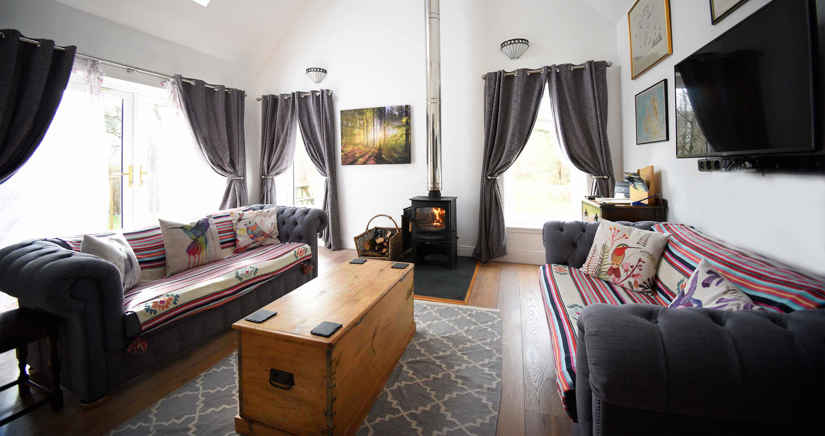Blossom Folly self catering accommodation with open fireplace in Dunvegan at Araucaria Croft Skye